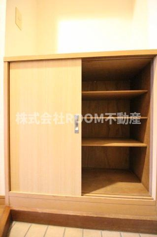 瀬戸山マンション1・2号館の収納|こまごまとしたものを収納できそうですね