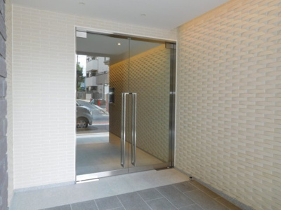 【エントランス】 | Log練馬駅前