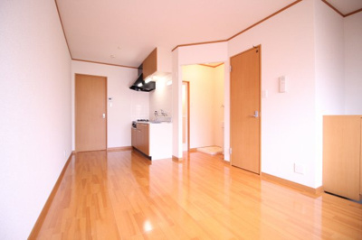 【居間・リビング】 | 平成霞が丘ハイツ