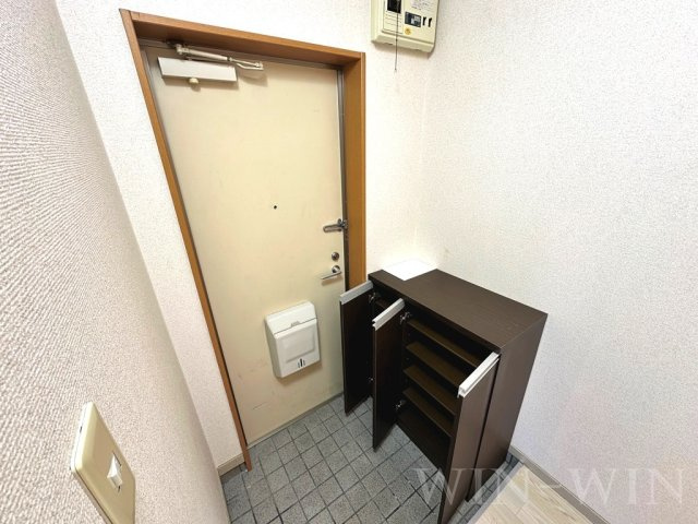 アーバンハイツ Bの玄関