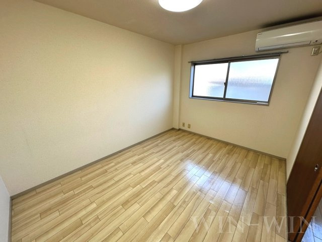 アーバンハイツ Bの寝室