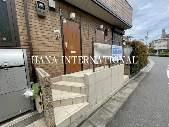 ピヴォワーヌのエントランス