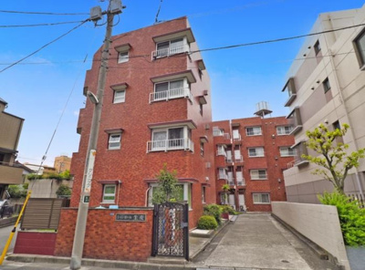 【外観】 | シャンボール生麦 | 総戸数７０戸、昭和５３年１１月築、管理人は日勤勤務につき管理体制良好です♪