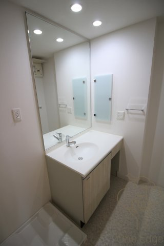 アトレ梅北の独立洗面台