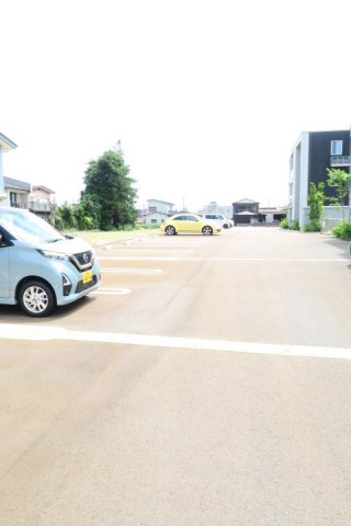 エル　ソル１の駐車場