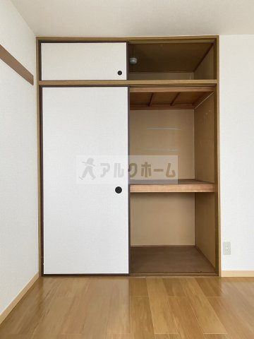 高安グリーンハイツの収納