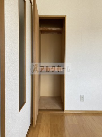 高安グリーンハイツの収納