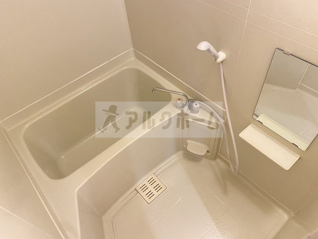 高安グリーンハイツの浴室