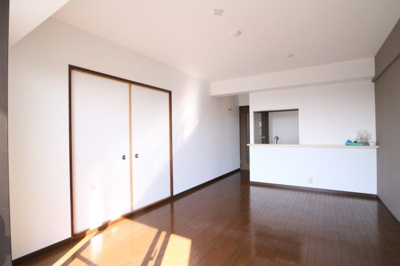 【居間・リビング】 | 五色山ハイツ