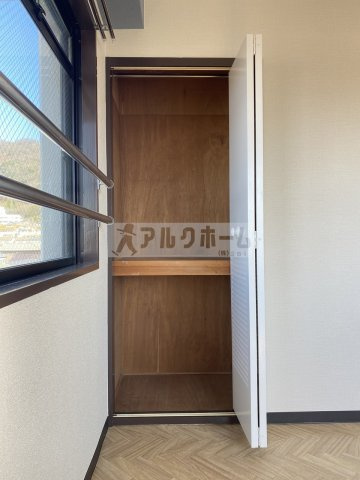 ハイグレード堅下の収納