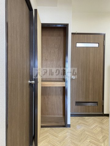 ハイグレード堅下の収納