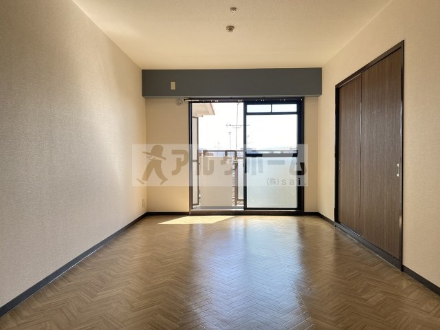 ハイグレード堅下の居間・リビング