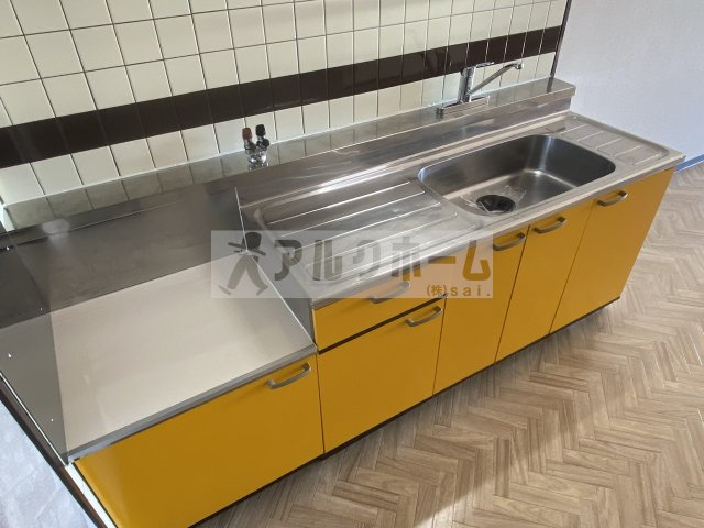 ハイグレード堅下のキッチン