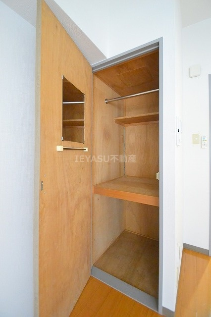 ユーアイビルの収納