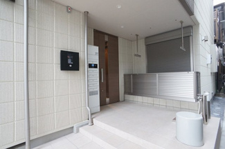 【その他共用部分】 | オートロック、宅配ボックスのあるエントランスです