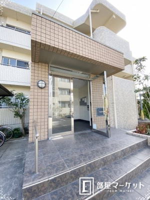 【エントランス】 | リジェールＢ