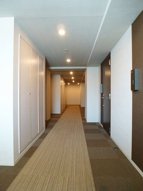 ParkAxis上野三丁目の設備|ホテルライクな内廊下です