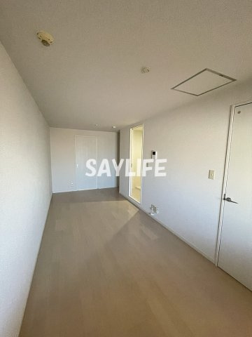 Mプラザ城東弐番館の居間・リビング