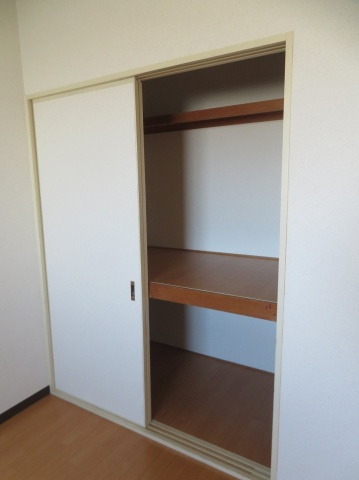 Mプラザ城東参番館の収納