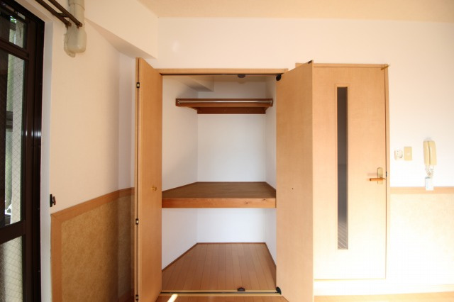 オレンジハウスの収納|収納豊富です