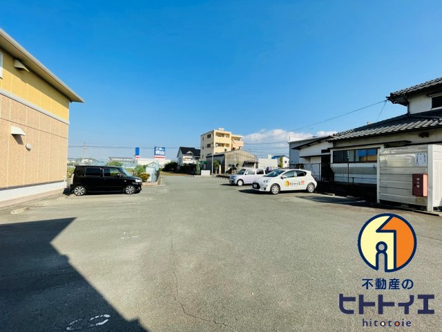 Hills306B棟の駐車場