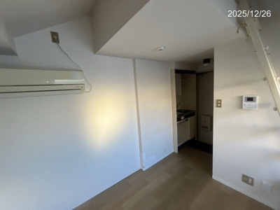 【洋室】 | メトリブ三軒茶屋