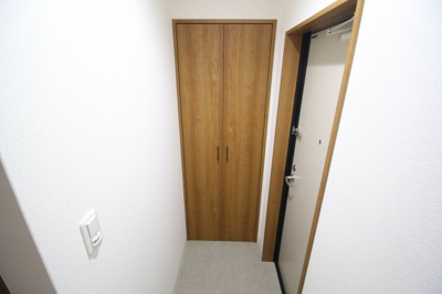 【玄関】 | ヤーナパレス