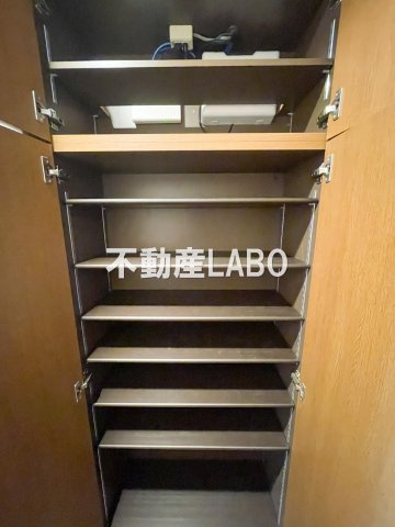 シャトー弁天参番館のその他