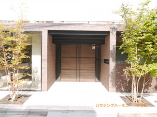 【エントランス】