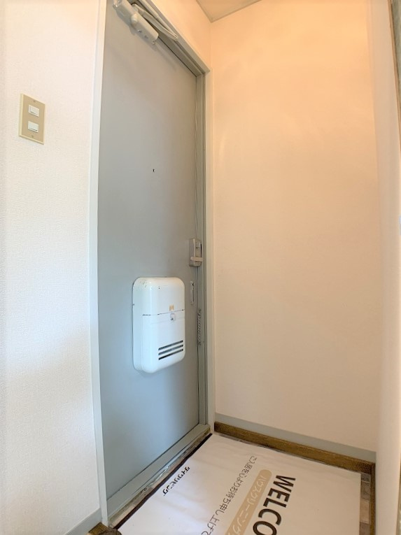 セジュールマロニエの玄関