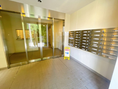 【エントランス】 | コートブリーズ根津