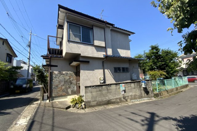 【外観】 | 宇治市羽拍子町　中古戸建 | ドラッグストアも徒歩6分にあり大変便利です。