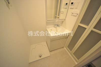 【シャワールーム】 | S-RESIDENCE堺筋本町Uno