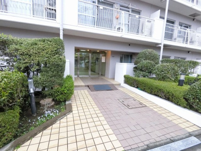 【エントランス】 | 多摩川サンハイツ | エントランス部分です。