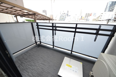 【バルコニー】 | S-RESIDENCE堺筋本町Uno | お洗濯にも便利なバルコニー付き