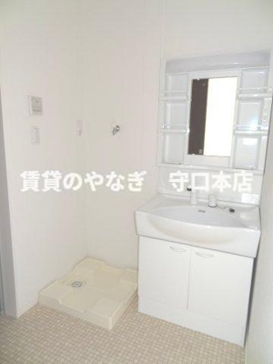 【洗面所】 | セントポーリア梅園 | 広い洗面スペース