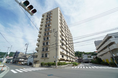 【外観】 | パブリコーポ海岸通（リノベ済） | 室外（2022年8月28日10：30頃）撮影