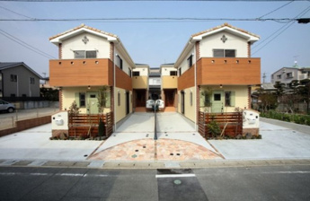 【外観】 | 右奥の戸建です