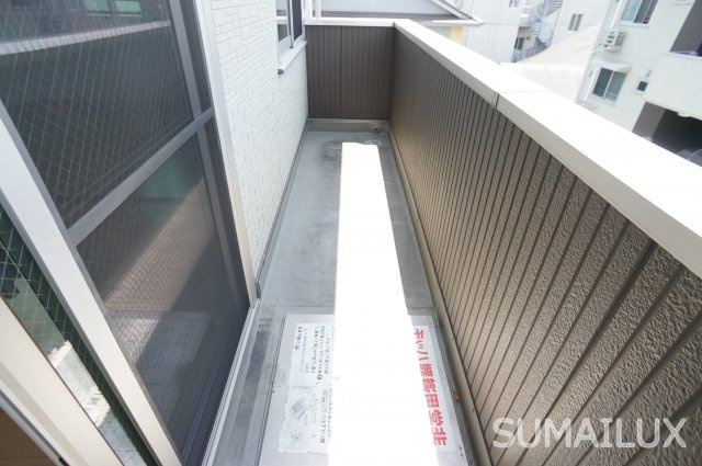 さくらそう　世安１号館のバルコニー