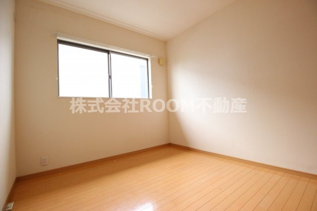 ソレイユ甲斐元　北・南棟の洋室|スタンダードな洋室です