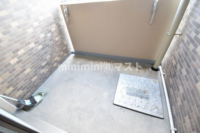 グレンパーク梅田北のバルコニー