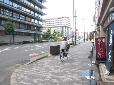 ダイエー第7ビルの周辺|前面道路