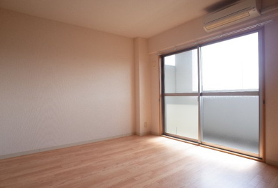 【居間・リビング】 | リバーサイド安藤II | 洋室