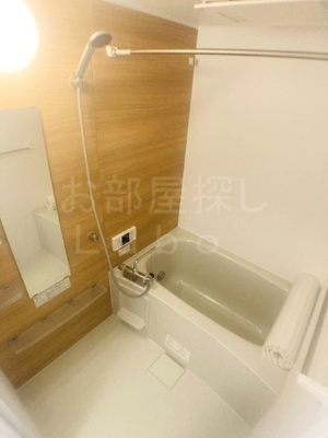 【浴室】 | オーガスト螢