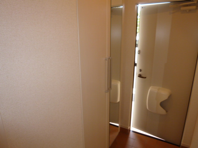 フランアンジュⅠの玄関