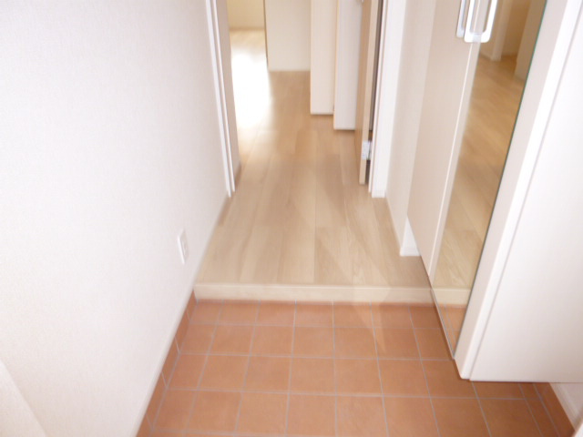 フランアンジュⅠの玄関