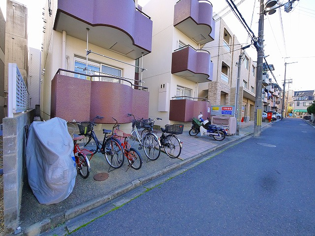 カルム学園前のその他共用部分|駐輪スペースになります