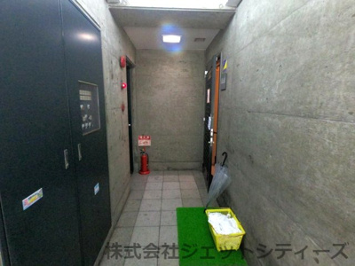 【ロビー】 | 同心ビル