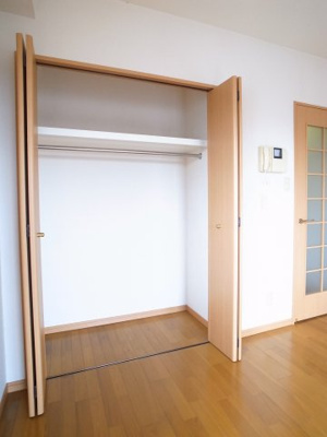 【収納】 | 都町小川マンション | 収納も豊富。容量の大きなクローゼット！