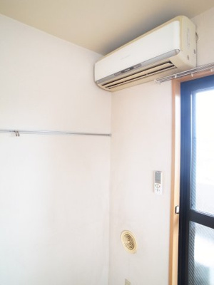 【設備】 | 都町小川マンション | エアコンで夏も、冬も快適に。